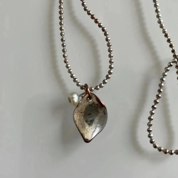 🔥4/$20 Beaded Necklace  with Small Pearl - Picture 6 of 9